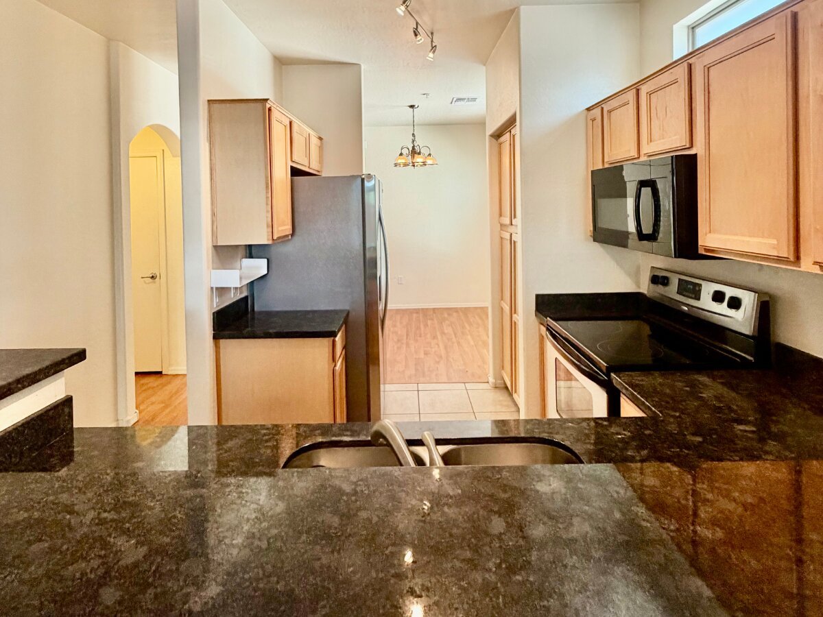 2250 E Deer Valley Rd #21, Phoenix, AZ, 85024