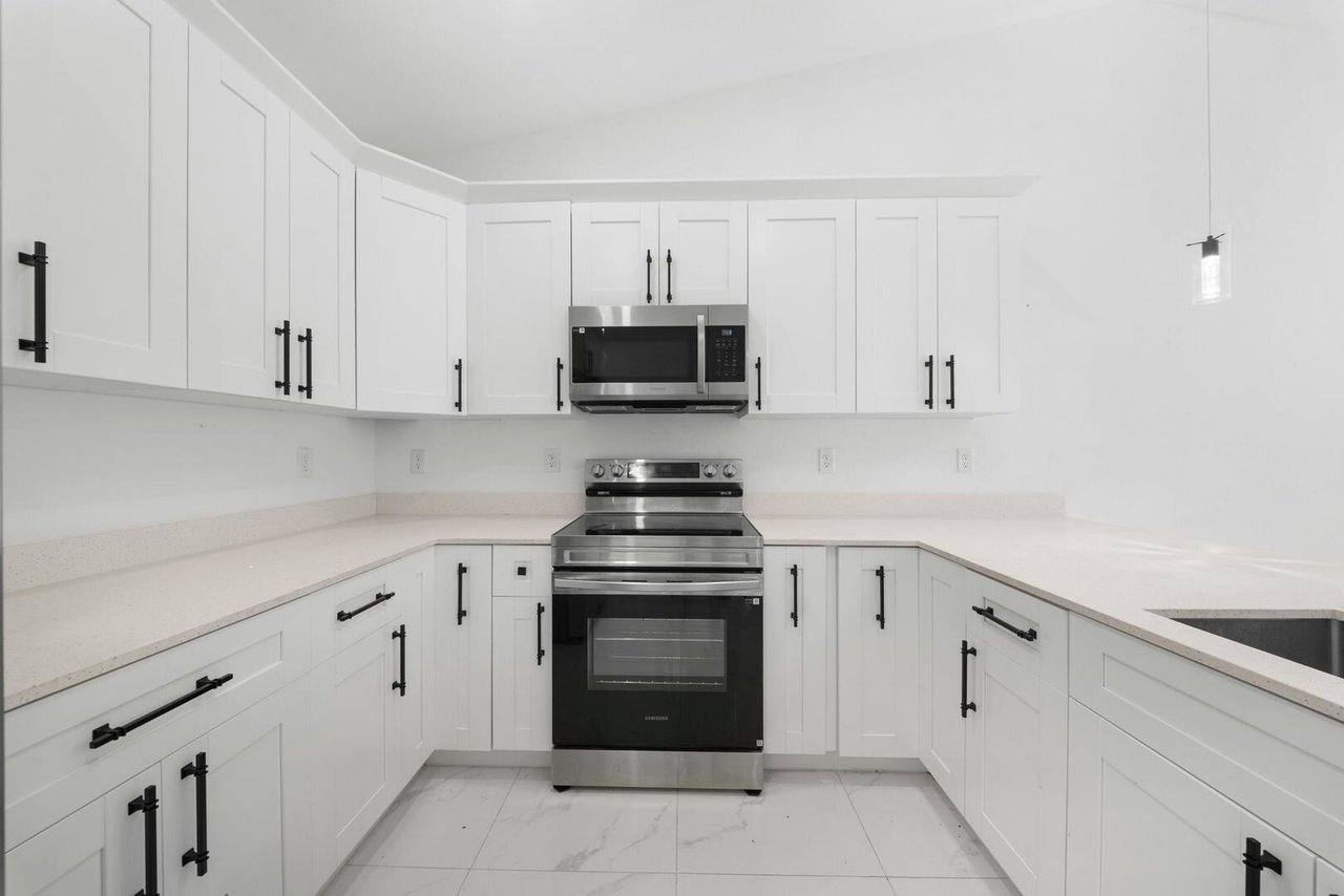 668 CHEMSTRAND ST E Lehigh Acres, FL 33974
