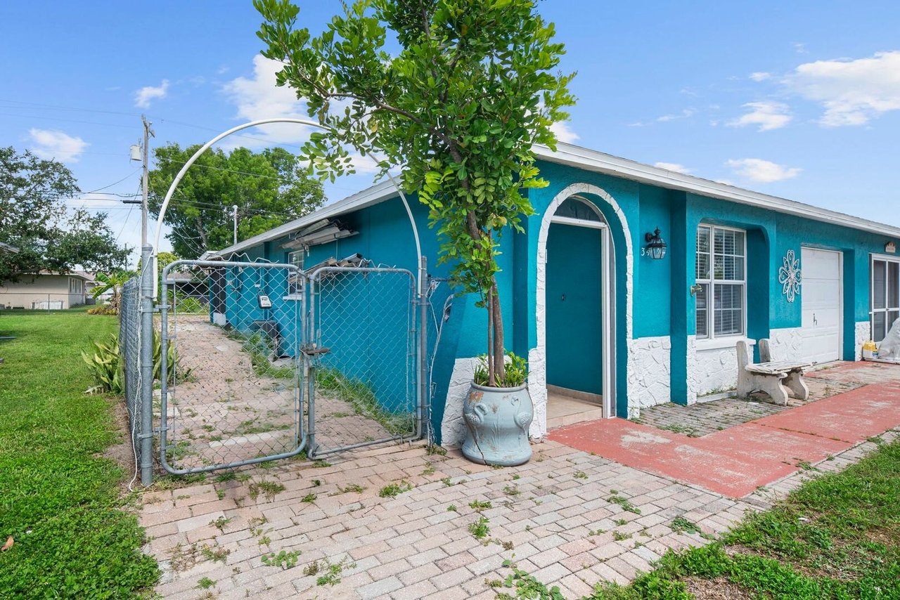 3402 Santa Barbara Blvd Cape Coral, FL 33914