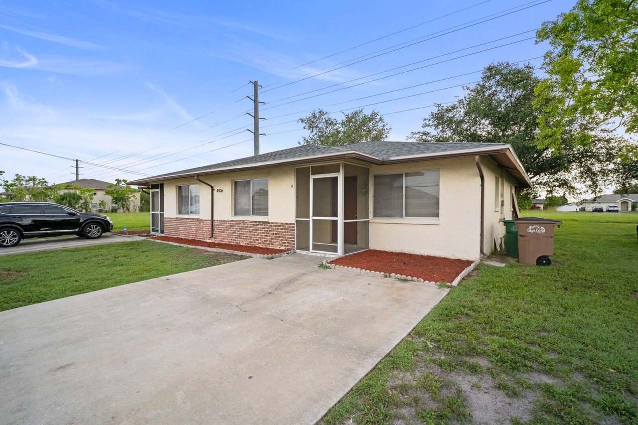 4406 Santa Barbara Blvd - Unit B Cape Coral, FL 33914