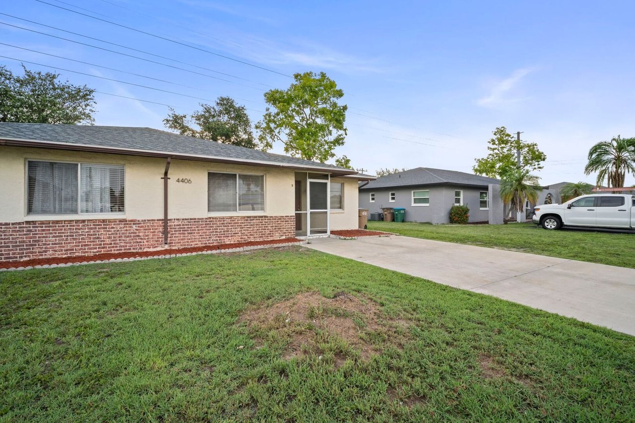 4406 Santa Barbara Blvd - Unit B Cape Coral, FL 33914