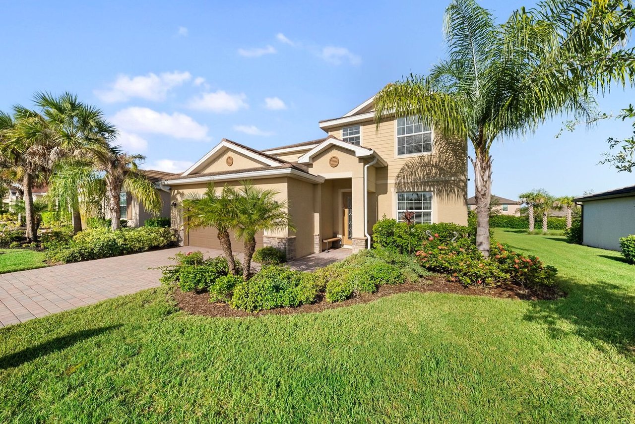 3697 East Hampton Cir Alva, FL 33920