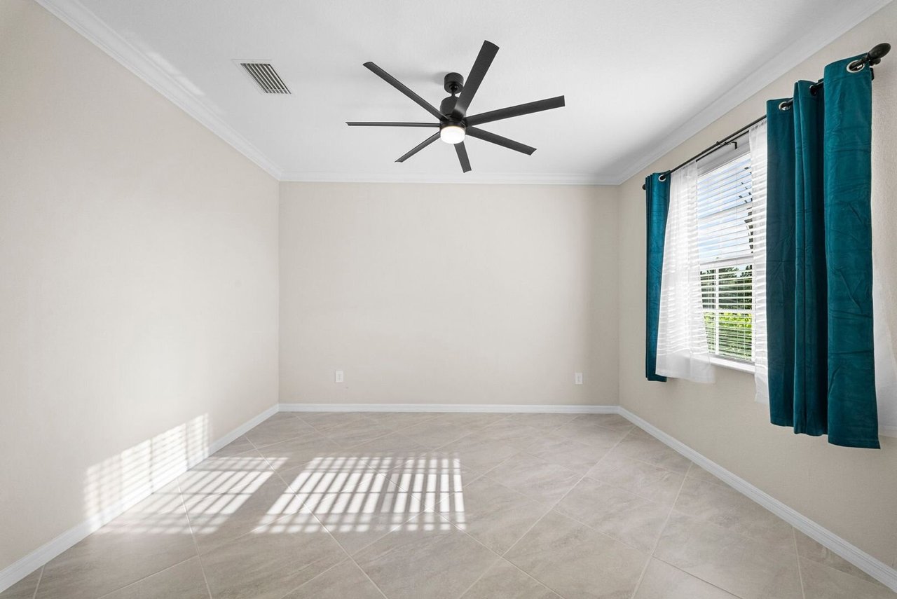 3697 East Hampton Cir Alva, FL 33920