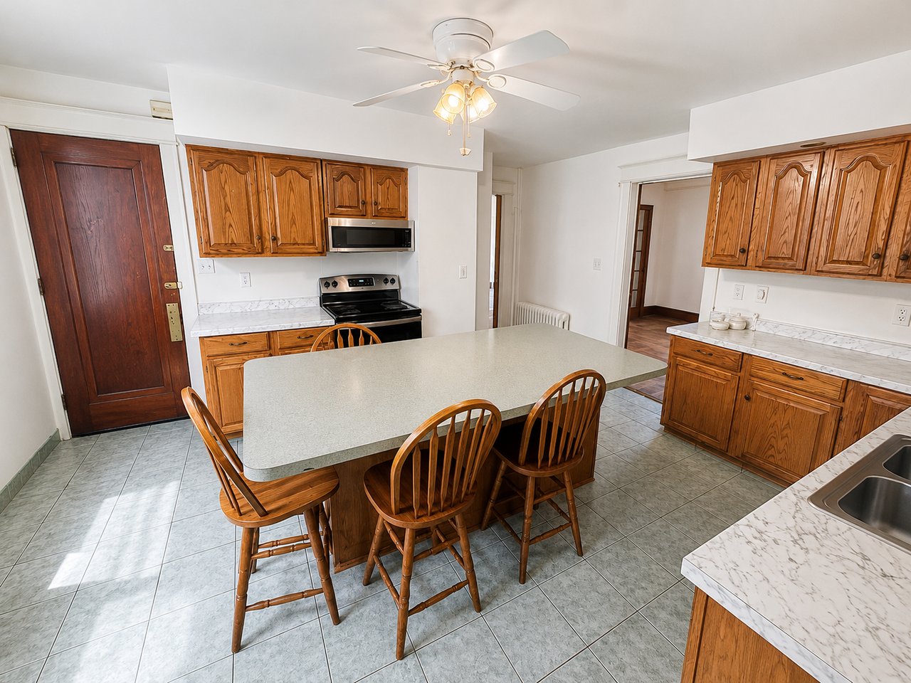 136 N Broad St West Hazleton, PA 18202