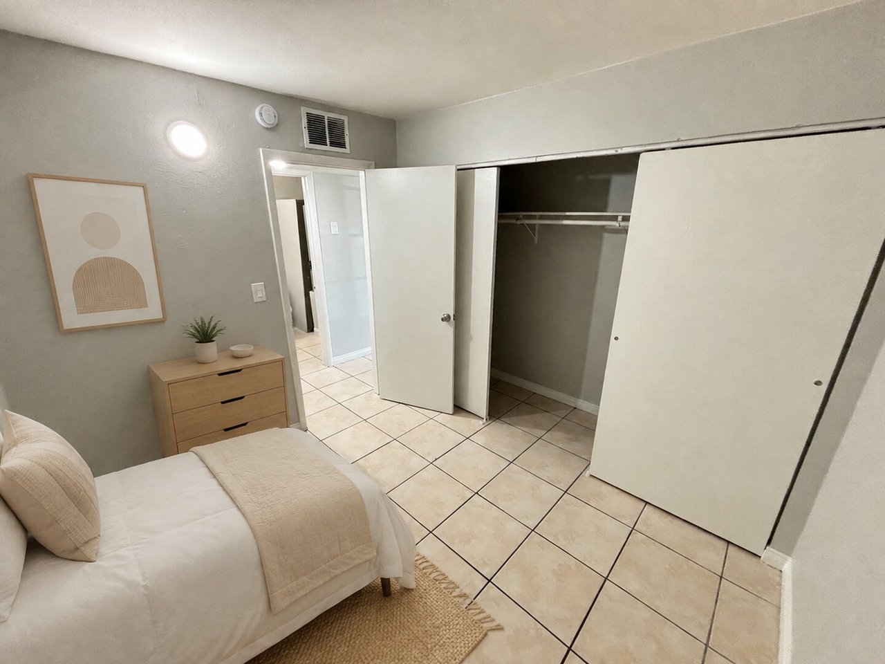 1420 Putnam Ave Unit 1 North Las Vegas, NV 89030