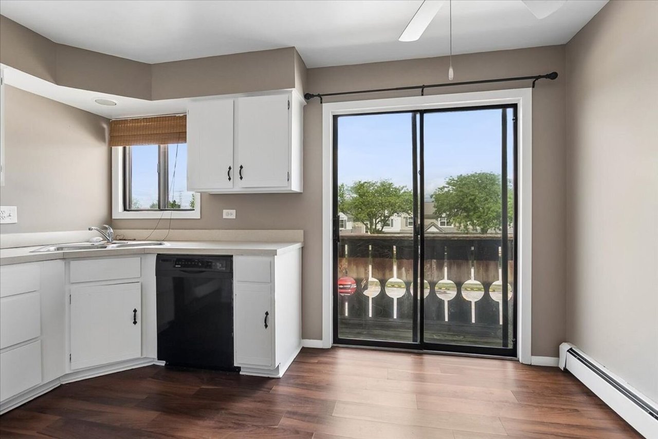 386 Echo Lane Unit 4 Aurora, IL 60504