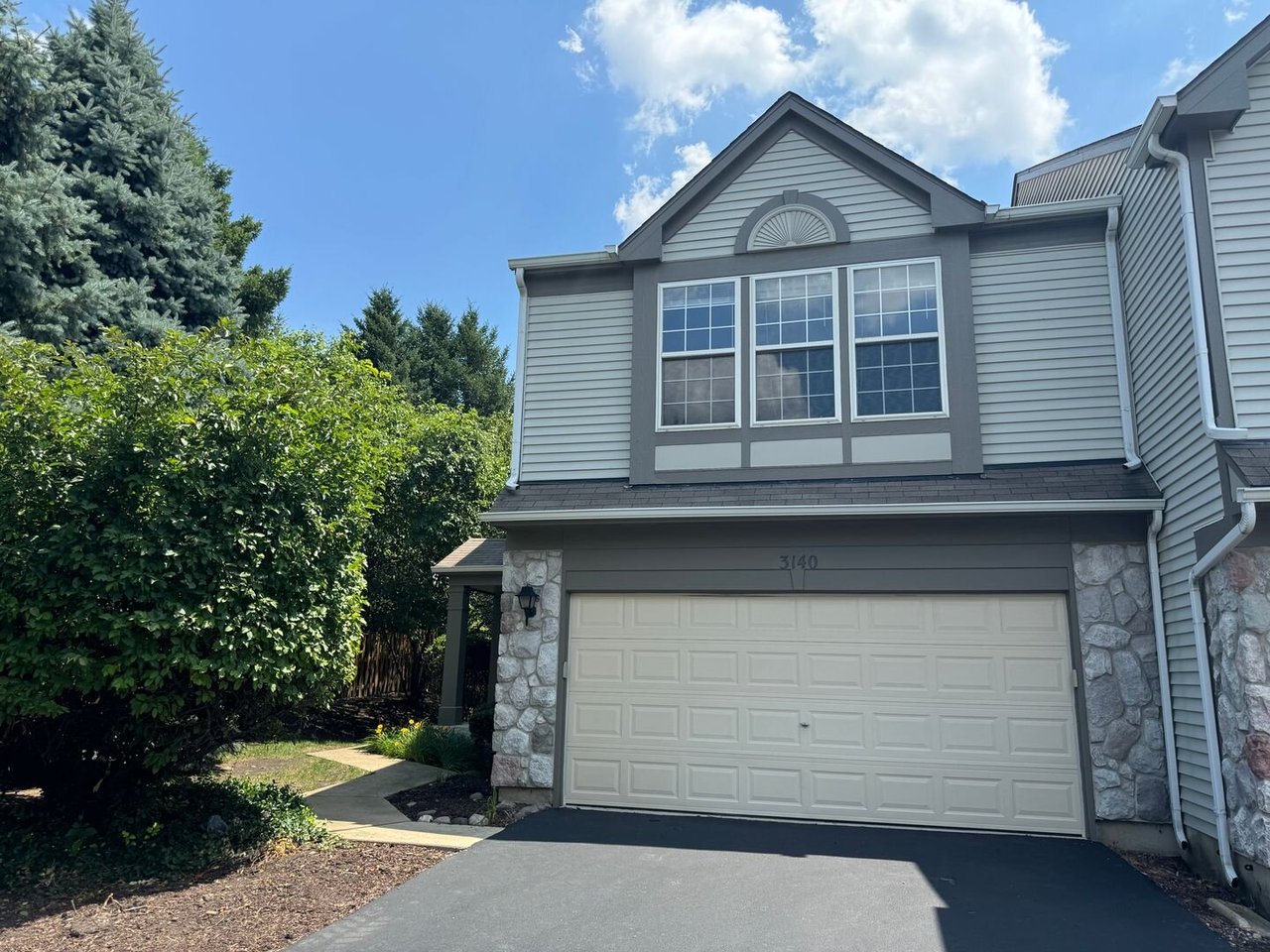 3140 Ollerton Avenue Aurora, IL 60502