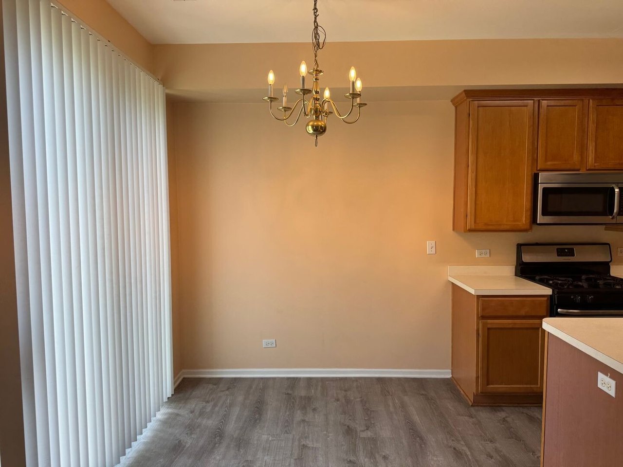 3140 Ollerton Avenue Aurora, IL 60502
