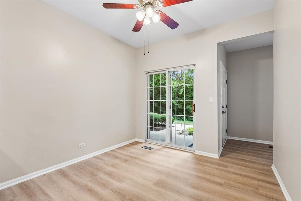 53 Braxton Lane Aurora, IL 60504