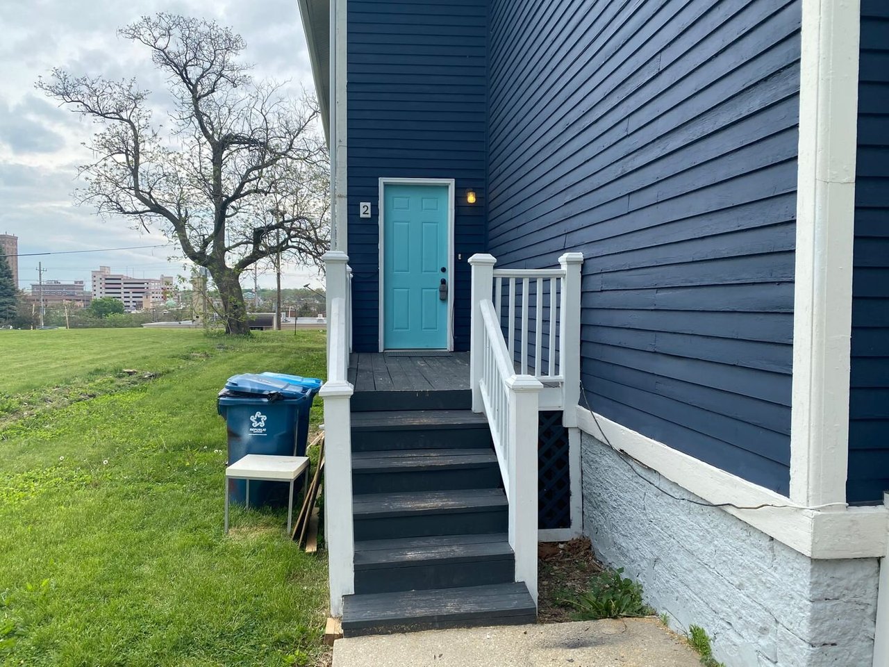 86 N 4th Street, Unit 2 Aurora, IL 60505