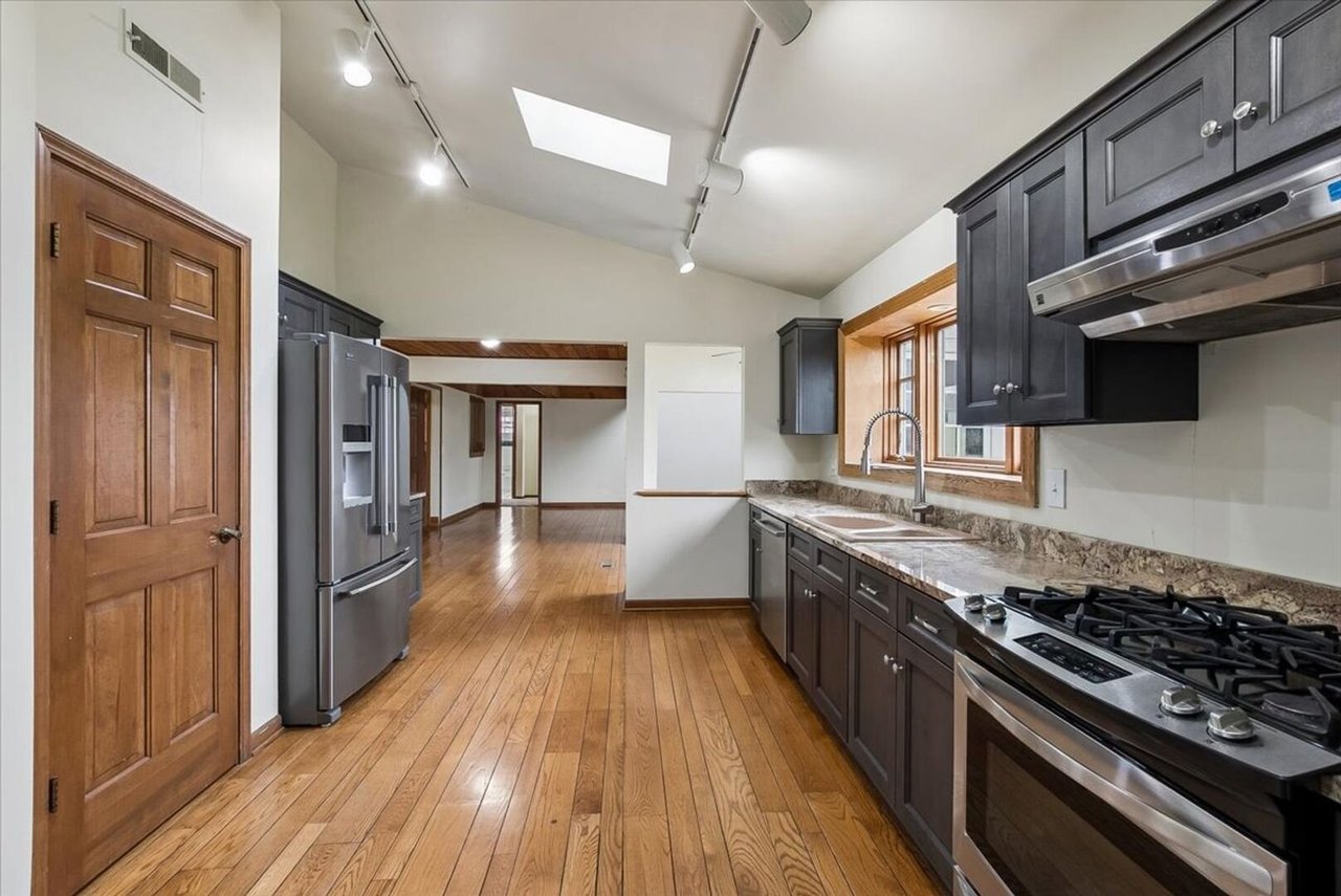 1858 Princeton Circle Naperville, IL 60565