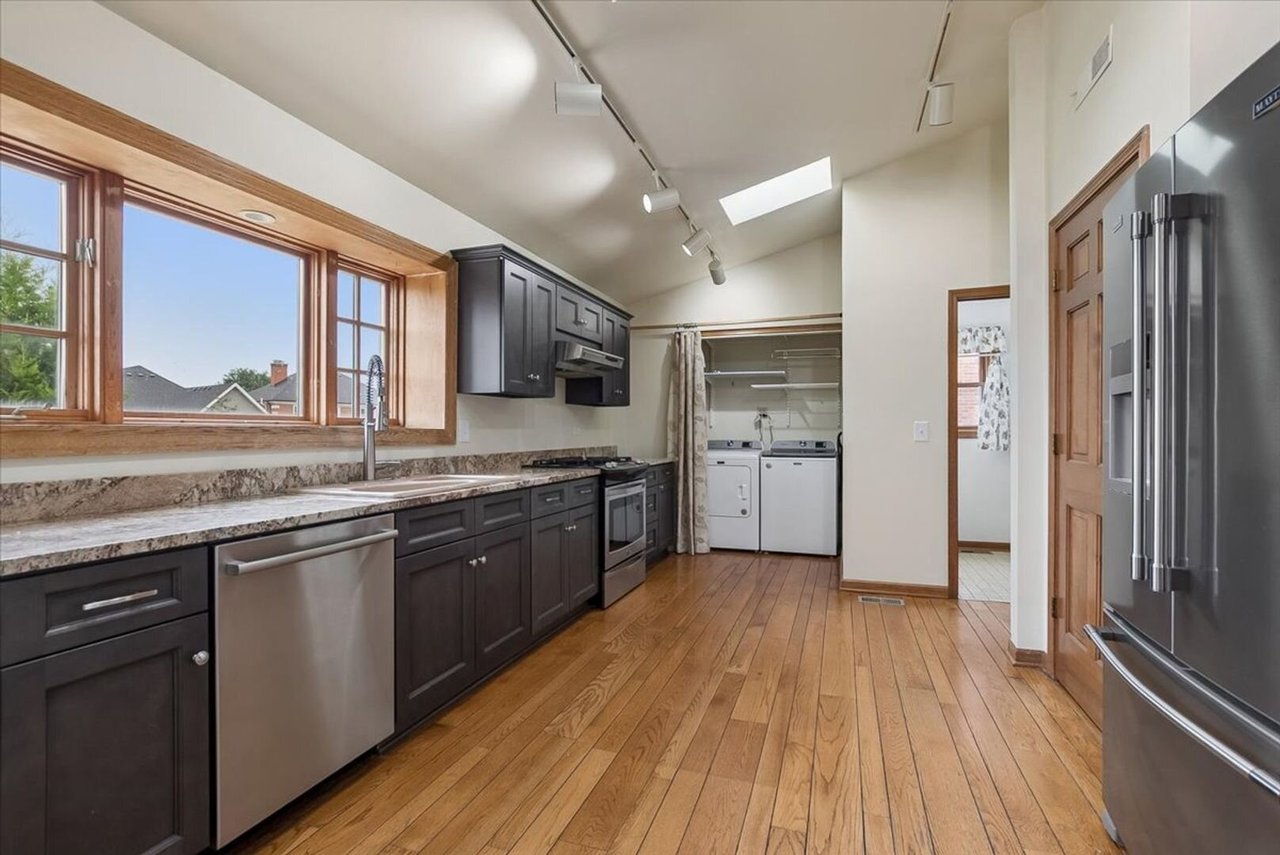 1858 Princeton Circle Naperville, IL 60565
