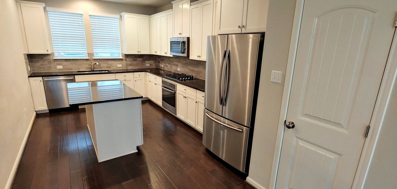 7220 Wyoming Springs Dr, Unit 902 Round Rock, TX 78681