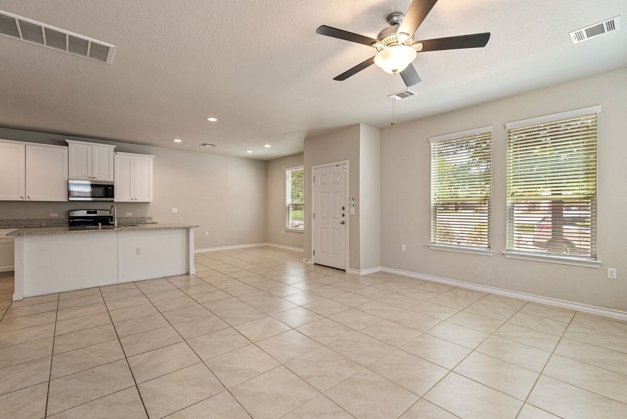 1704 Los Olivios Way Austin, TX 78725