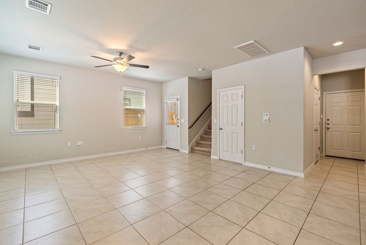1704 Los Olivios Way Austin, TX 78725