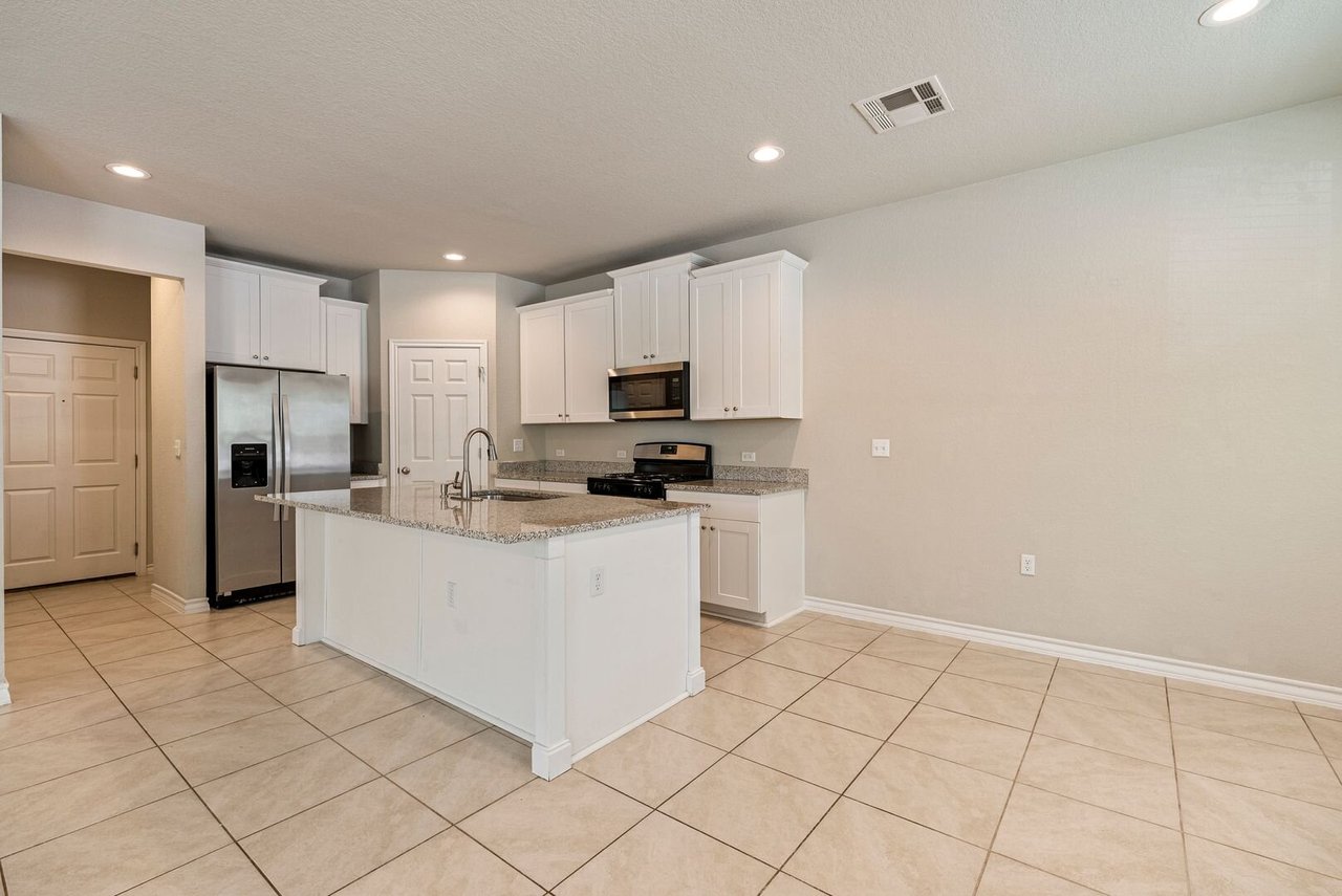 1704 Los Olivios Way Austin, TX 78725