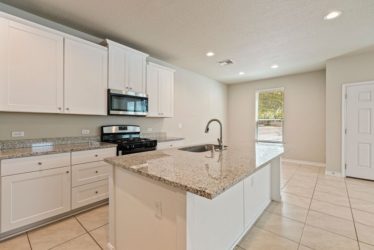 1704 Los Olivios Way Austin, TX 78725