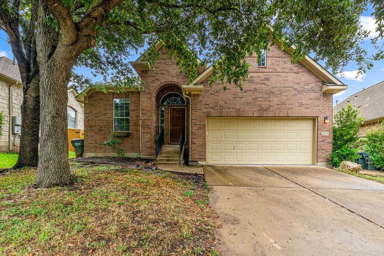 2217 Westfalian Trl Austin, TX 78732