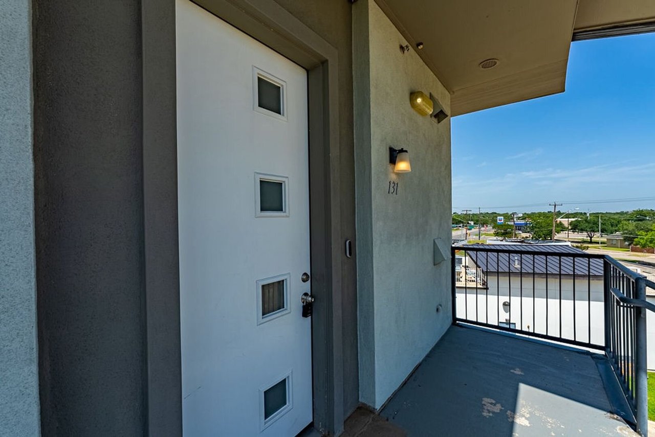 4507 E Martin Luther King Jr Blvd #131 Austin, TX 78721