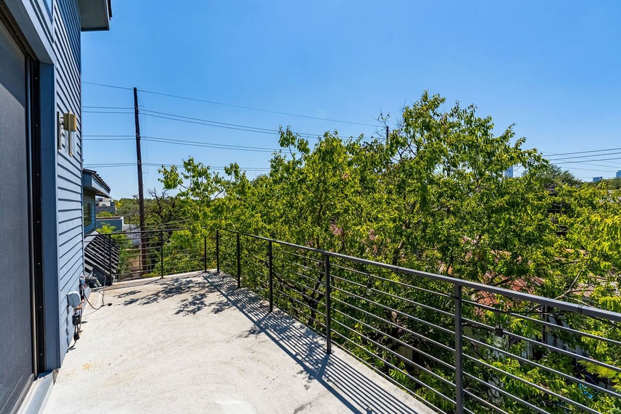 1902 SL Davis Ave #1 Austin, TX 78702