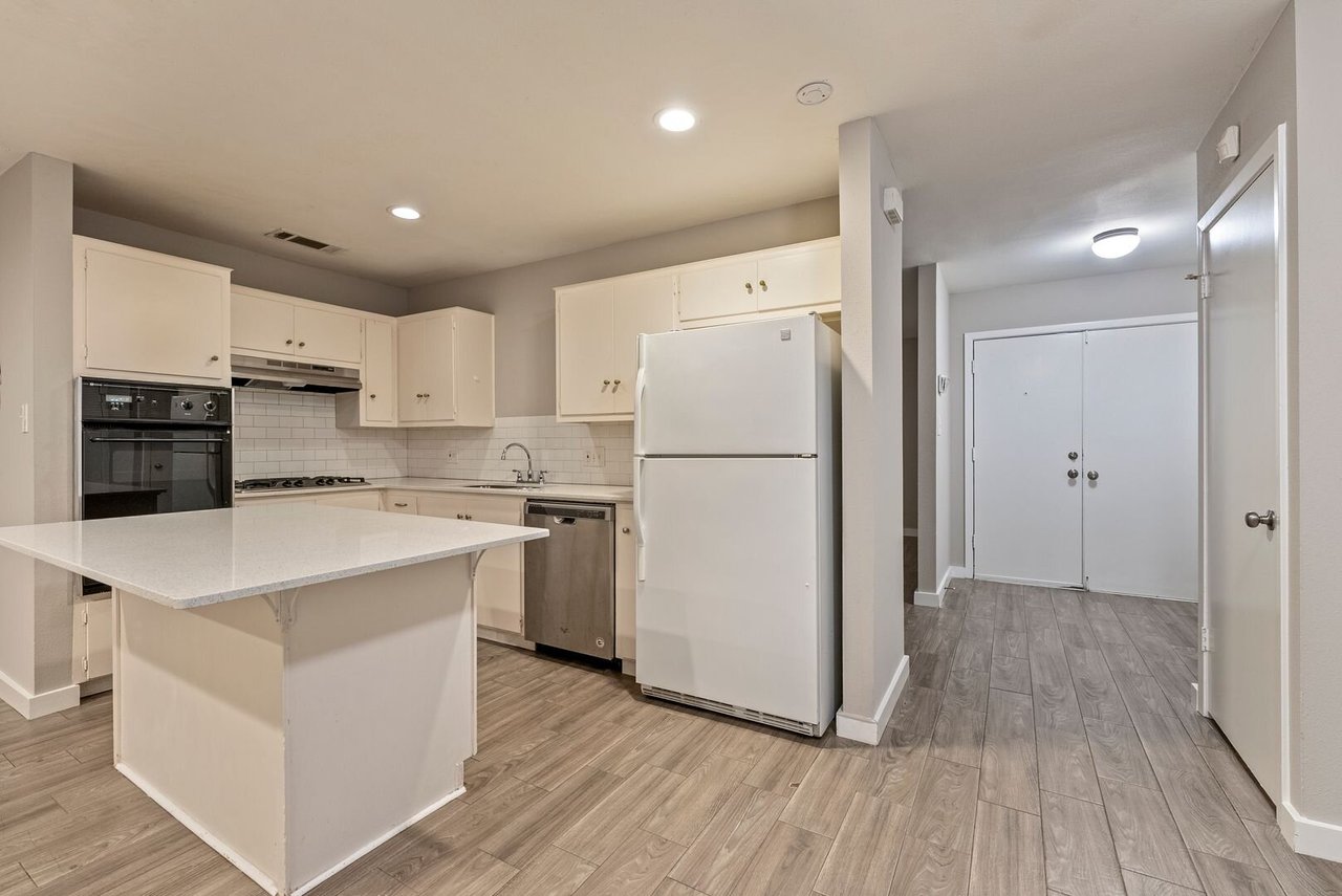 7004 Bryn Mawr Cv Austin, TX 78723-2301