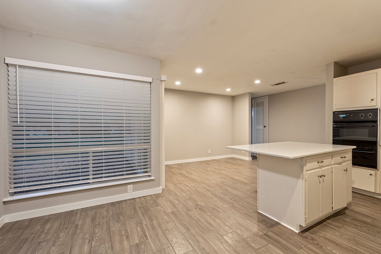 7004 Bryn Mawr Cv Austin, TX 78723-2301