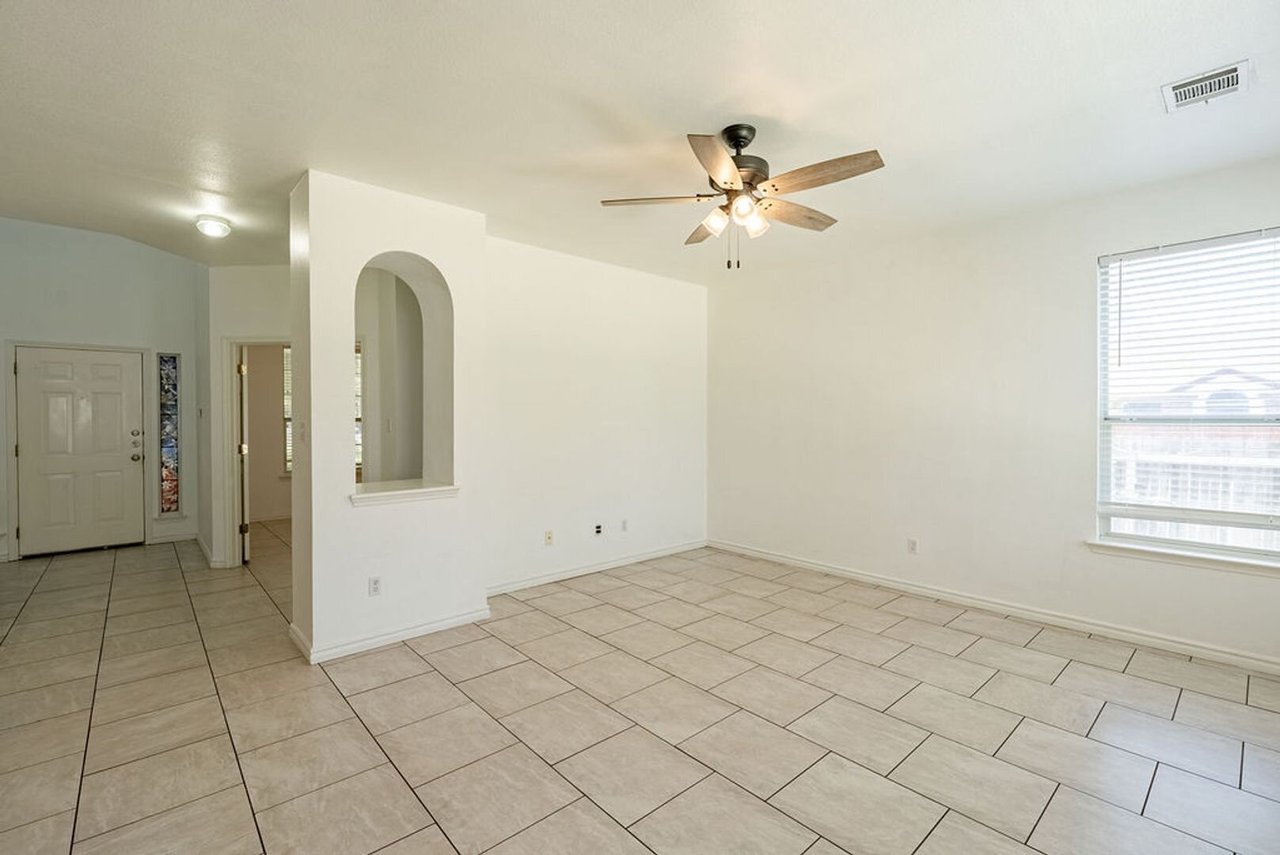 1016 Tom Seaver Pl Round Rock, TX 78665