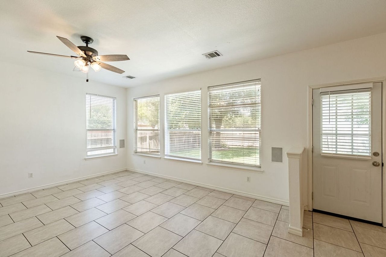 1016 Tom Seaver Pl Round Rock, TX 78665