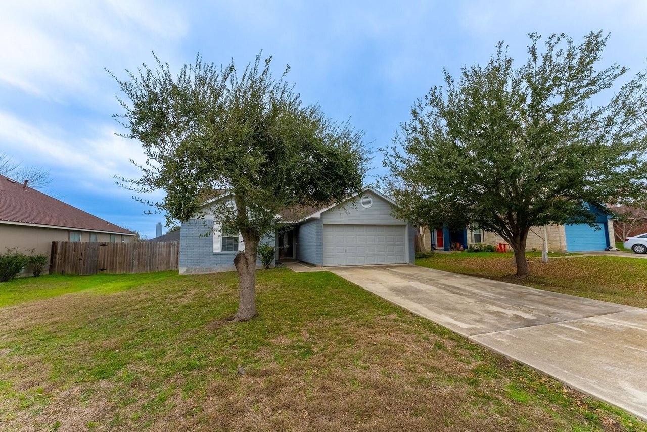 109 Granite Shoals Dr Kyle, TX 78640