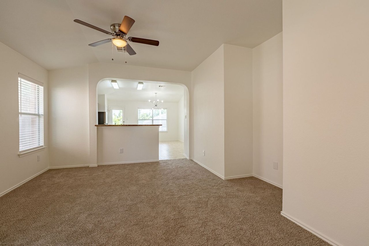 12905 Thomas Jefferson St Manor, TX 78653