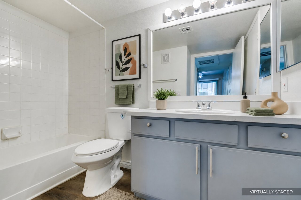 2300 Silverado Ranch Blvd Unit 1016 Las Vegas, NV 89183