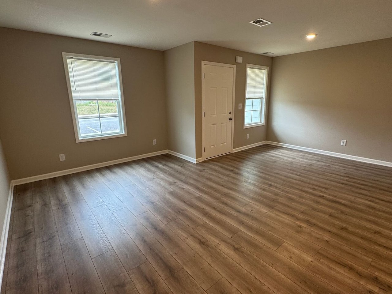 213 Mountaindale Drive Smyrna, TN 37167