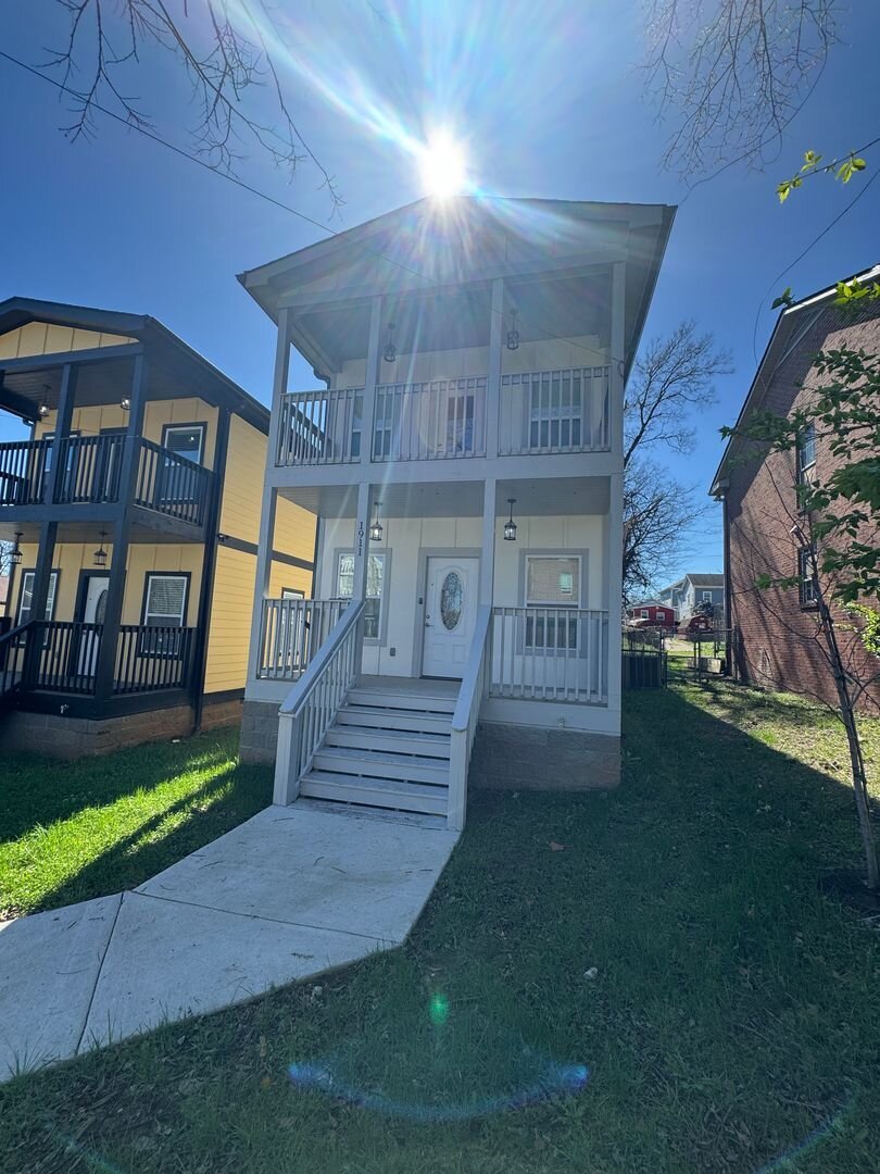 1911 Hermosa St Nashville, TN 37208