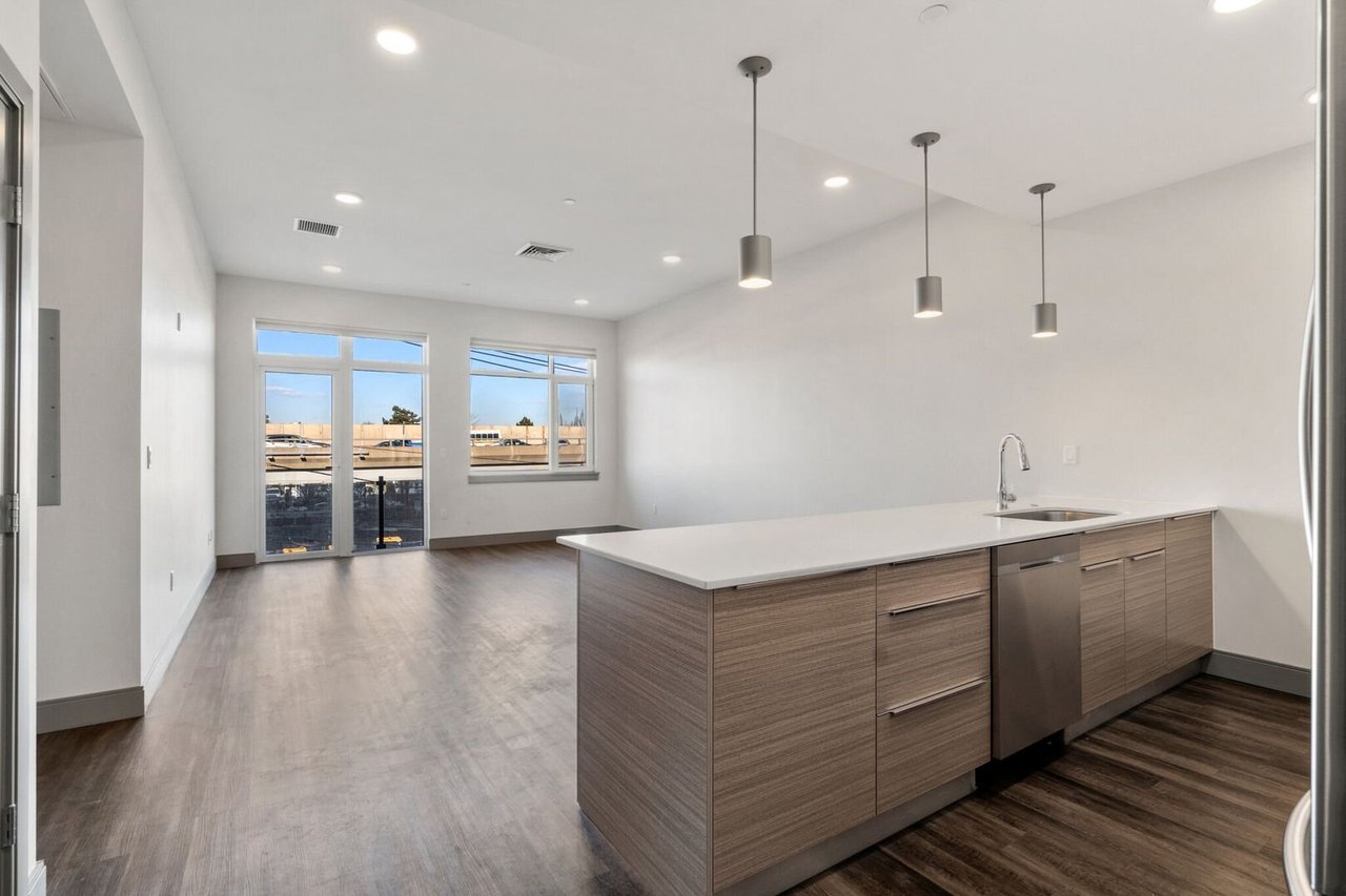 400 Mystic Avenue 201 Somerville, MA 02145