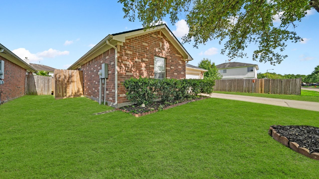 140 Bristol Bend Lane