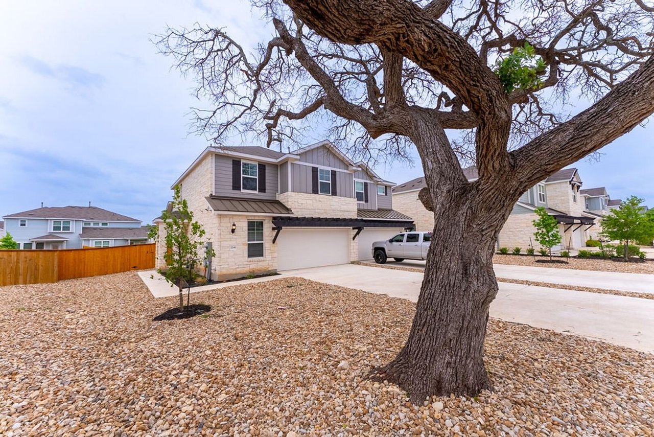 2246 Rocoso Trl Leander, TX 78641