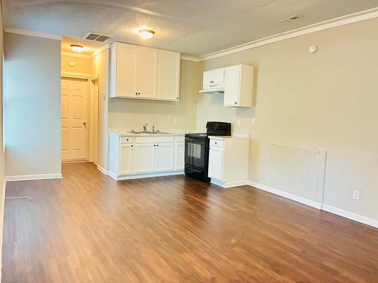 819 Buffalo Unit A