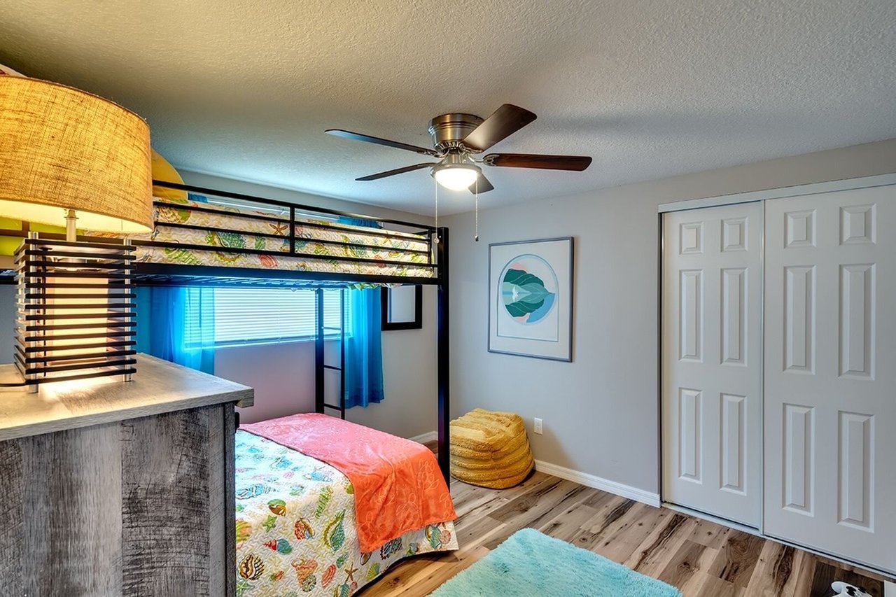 6434 5th St W. Bradenton, FL 34207