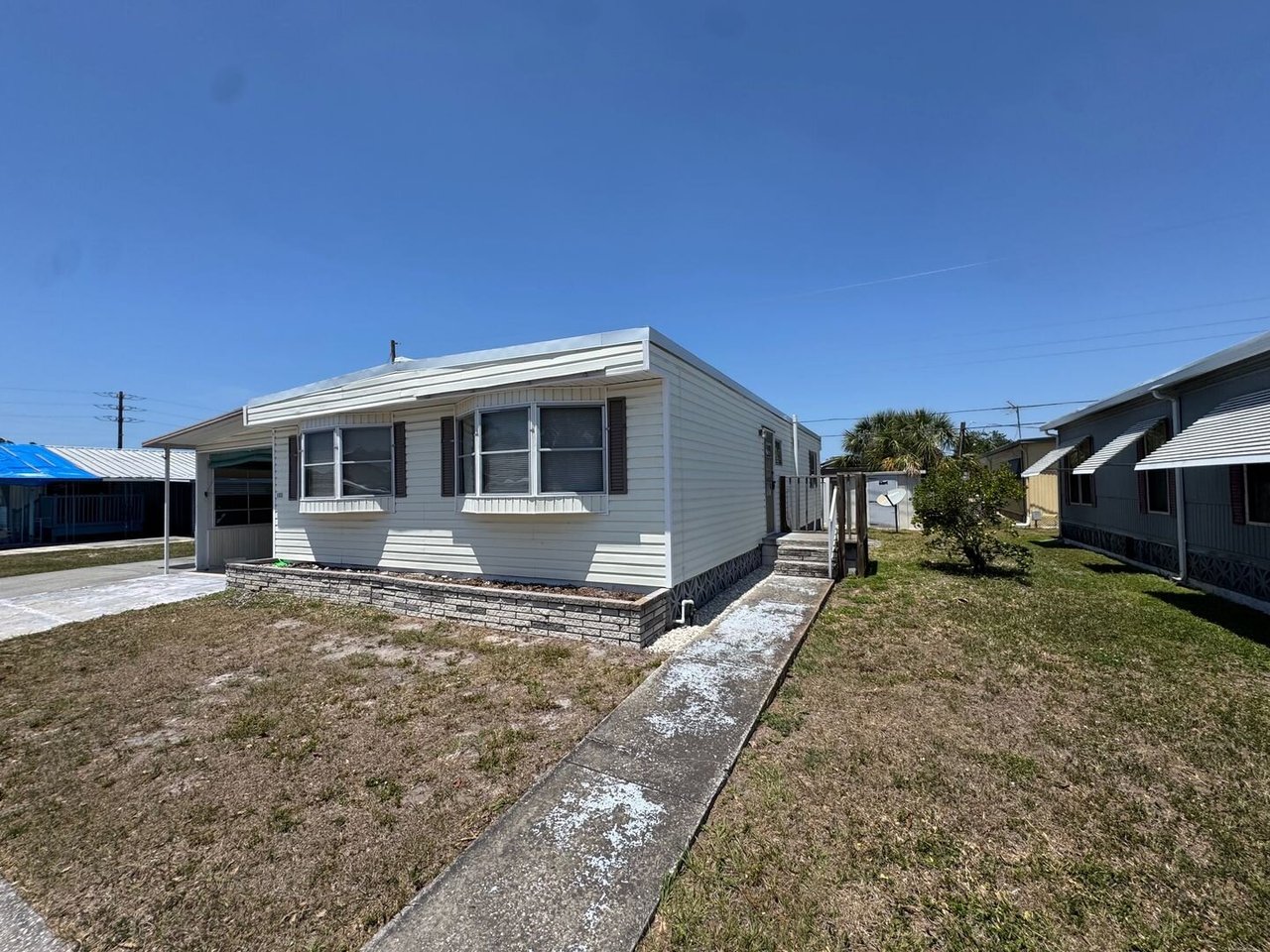 1111 49th Ave Ter W Bradenton, FL 34207