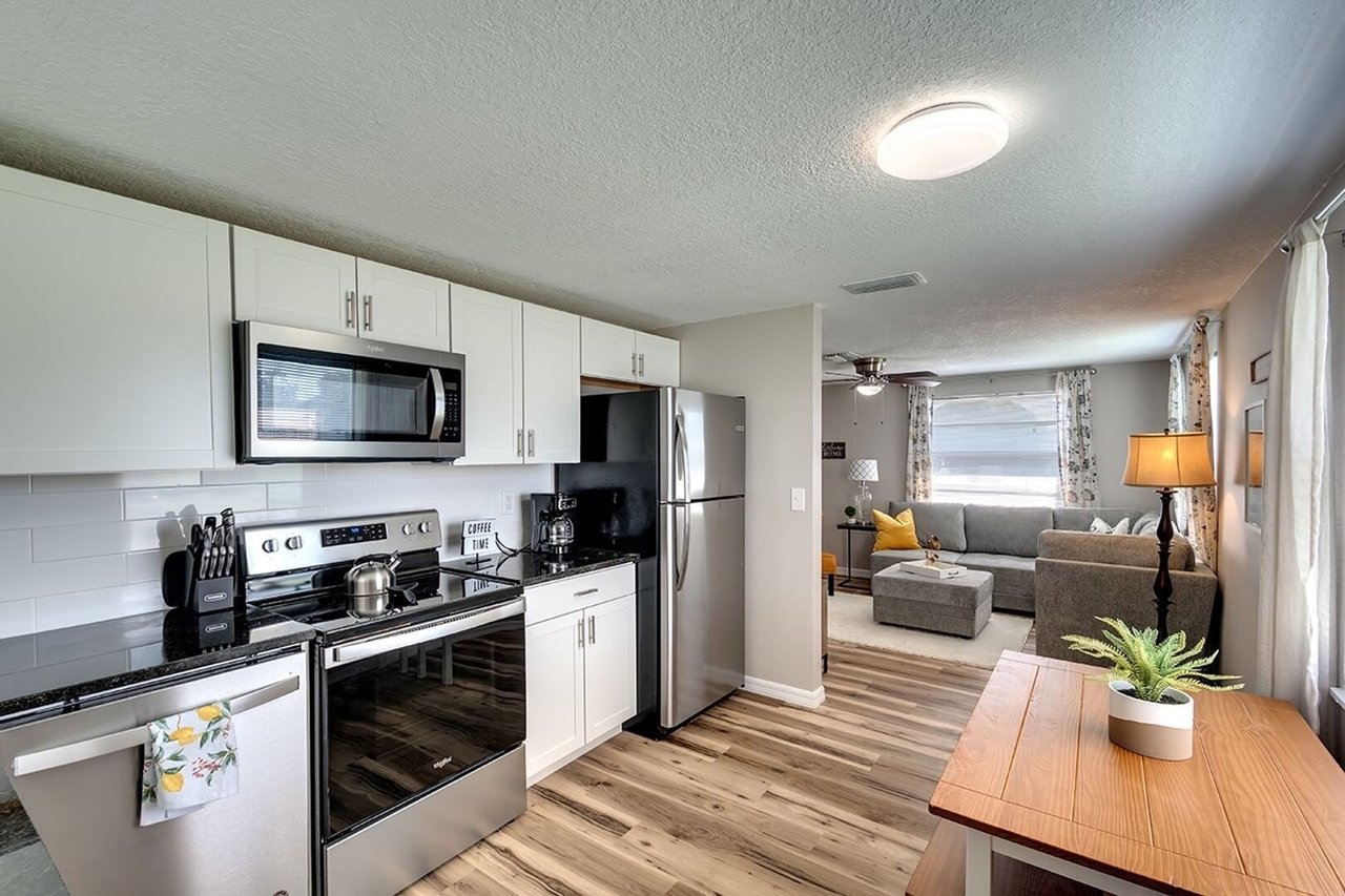 6436 5th St W Bradenton, FL 34207