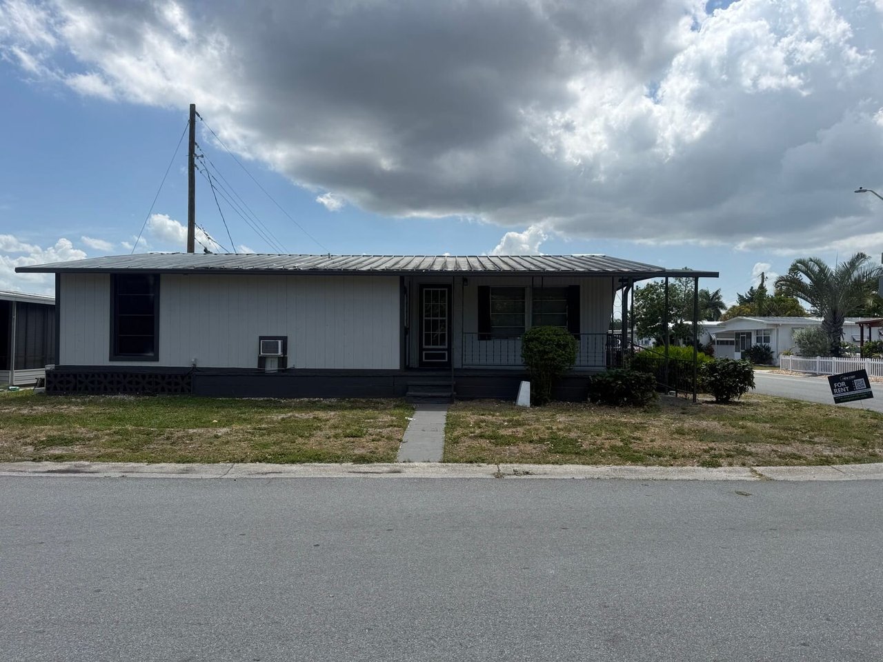 1117 49th Ave Terr W Bradenton, FL 34207