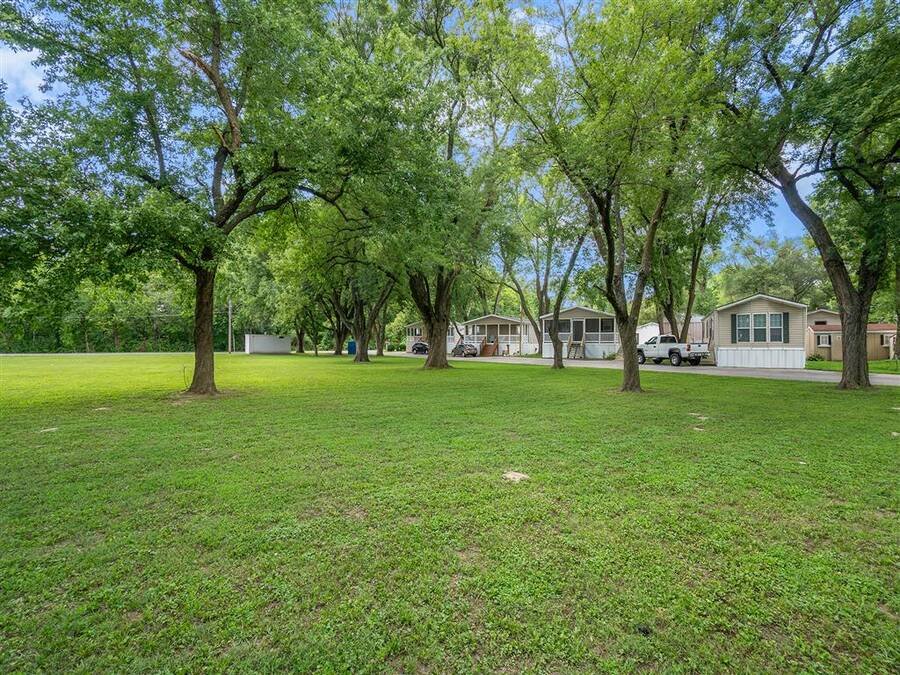 4733 NW. Green Hills Ct.