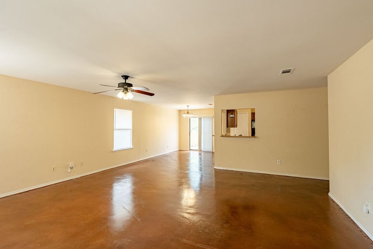 2403 Monarch Dr Austin, TX 78748