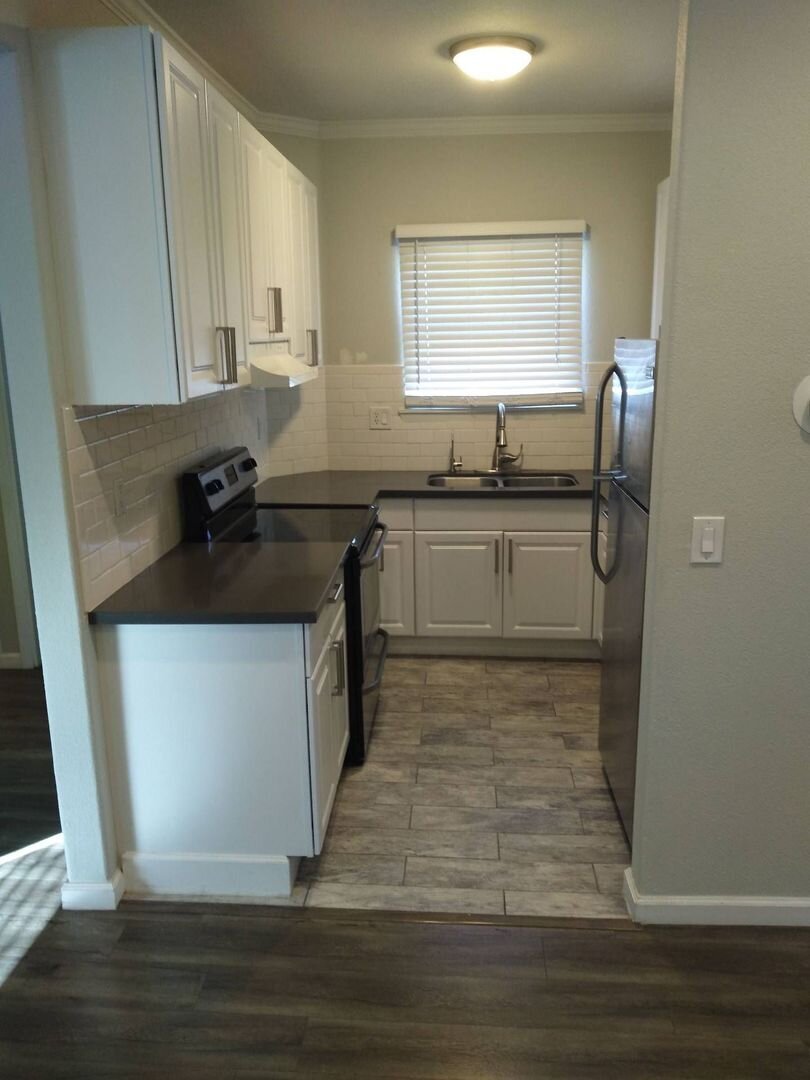 318 12th Street #B Sacramento, CA 95814