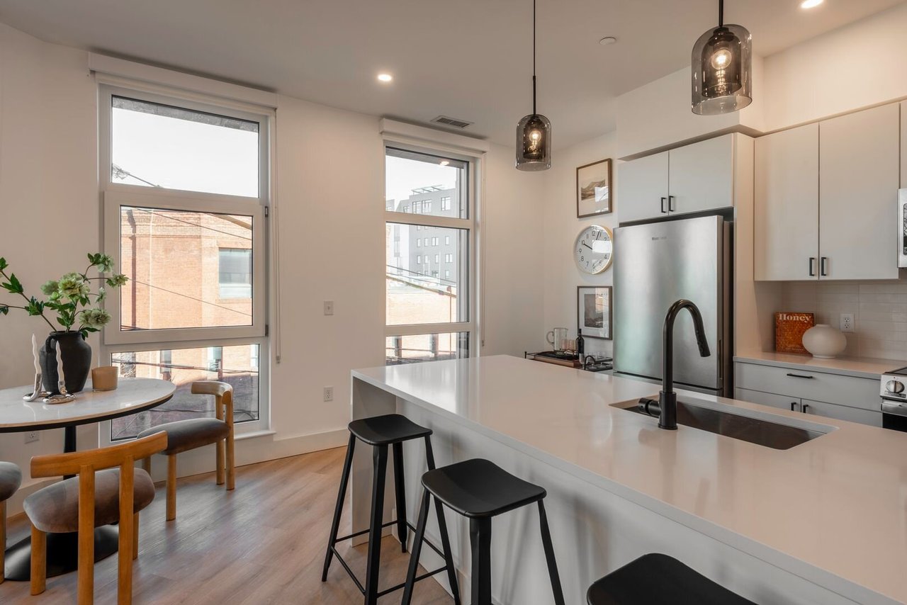 16 - 20 Medford St. 202 Somerville, MA 02134