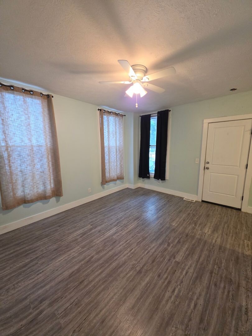 3161 Scranton Road, Down Front Cleveland, OH, OH 44109