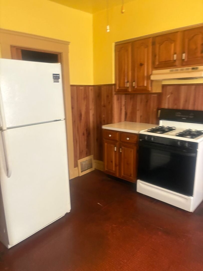 11414 Methyl Ave. - Down Cleveland, OH 44120