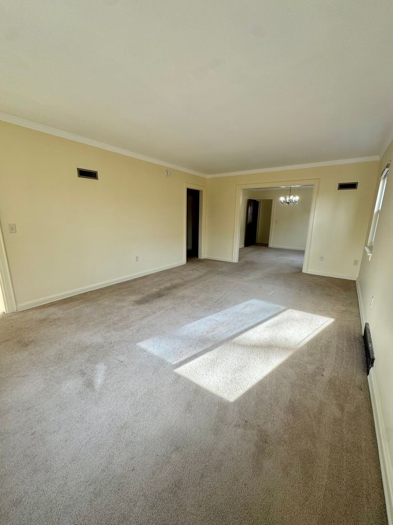 234 E Pleasant Street Davenport, IA 52803