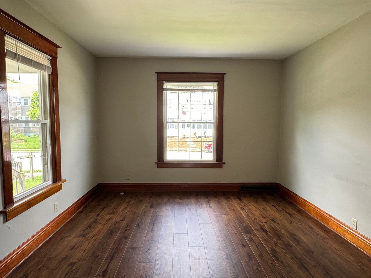 1721 W 16th Street Davenport, IA 52804