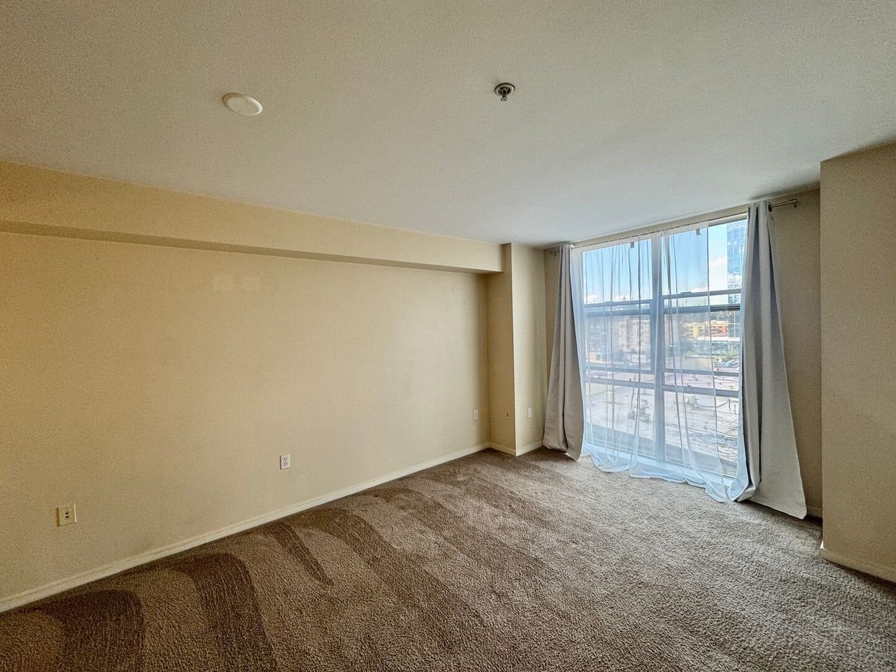 118 107th Ave NE Unit B114 Bellevue, WA 98004